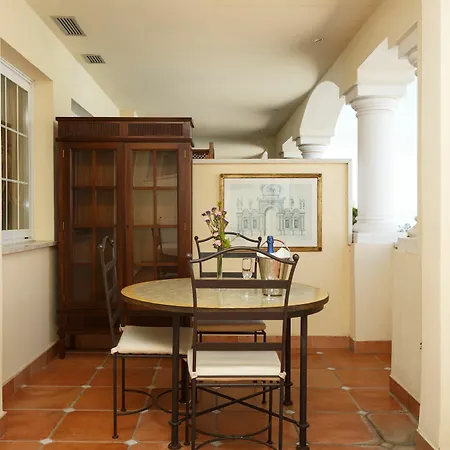 Paal Guadalpin Apartment *